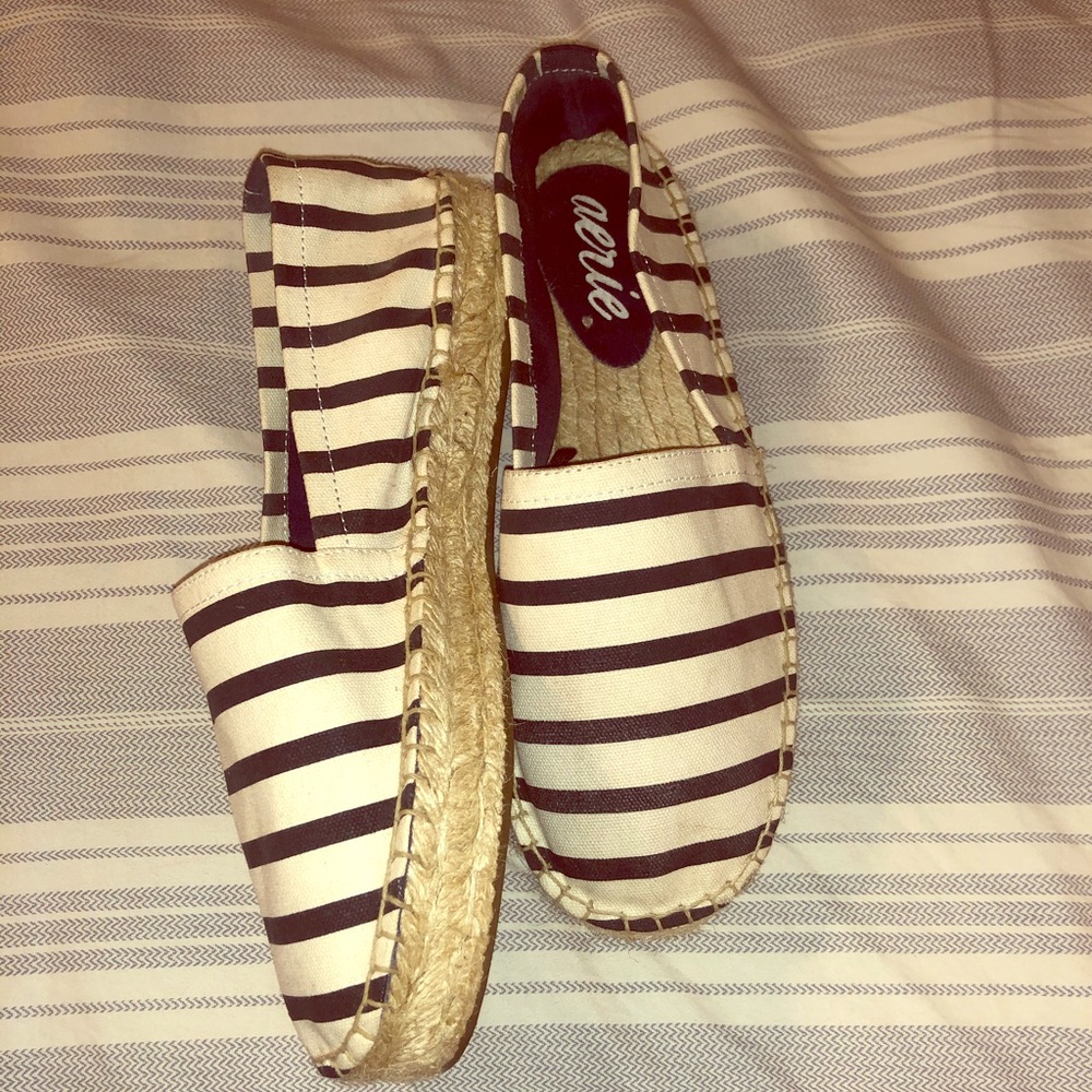 Arie American Eagle shoes